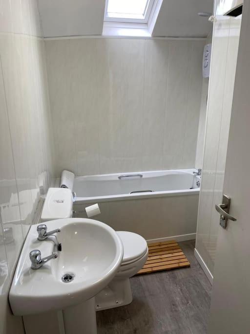 Siop Iwan A Menna Apartamento Caernarfon Exterior foto